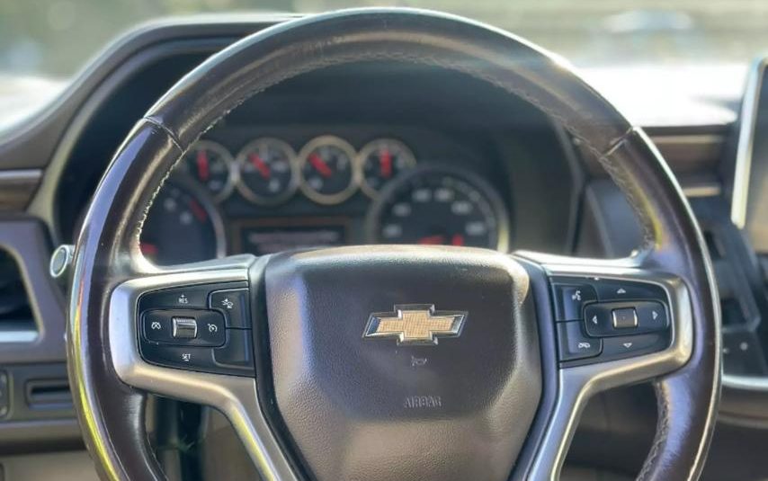 2021 Chevrolet Suburban LT Sport Utility 4D