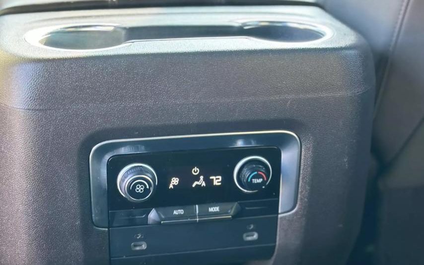 2021 Chevrolet Suburban LT Sport Utility 4D